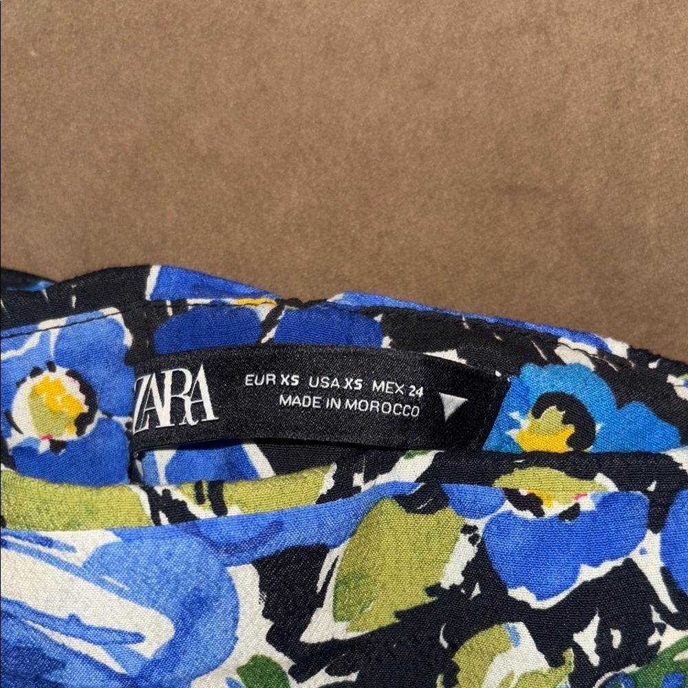 Zara Blue Floral Mini Skirt - Picture 7 of 8